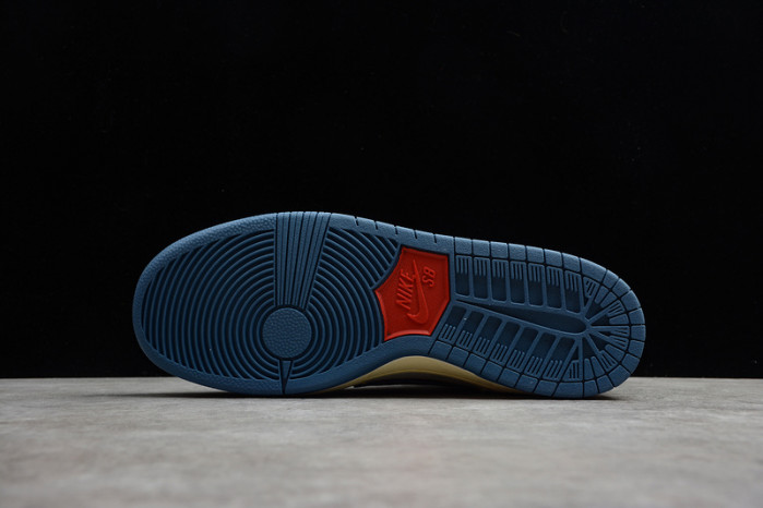 atlas x nike sb dunk high cz3334-100