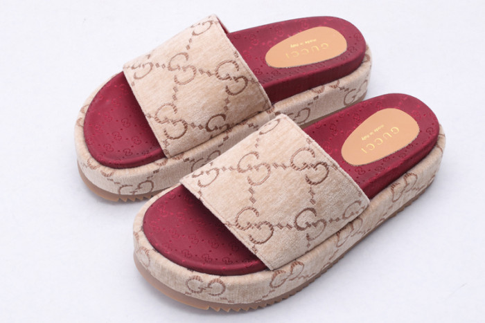 guc sandal