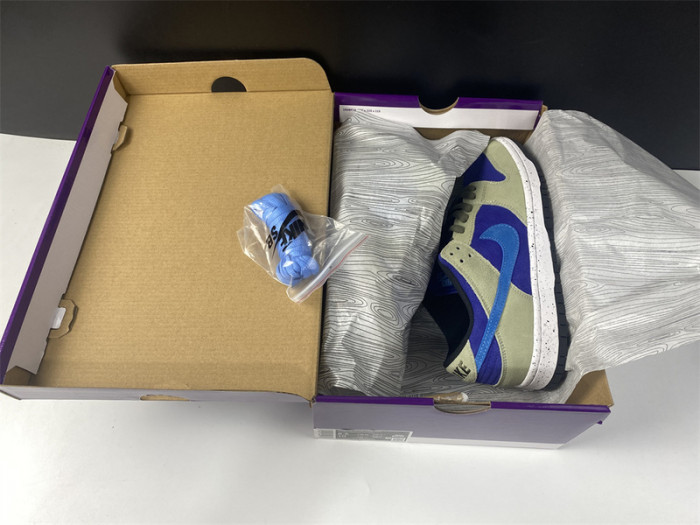 nike dunk low sb celadon bq6817-301