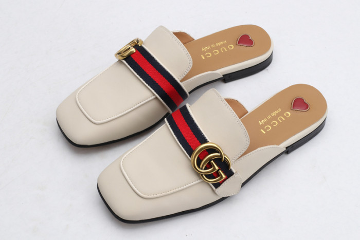 guc loafer