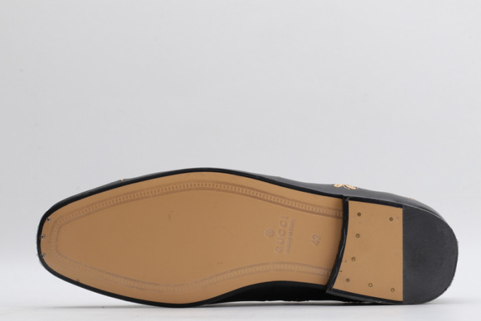 guc loafer