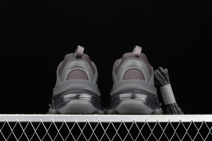 bl triple s trainers sneakers grey black 041505