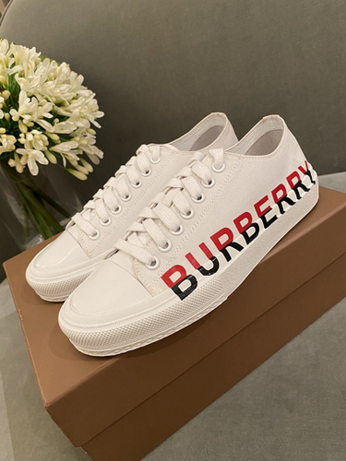 BUBERY SNEAKER