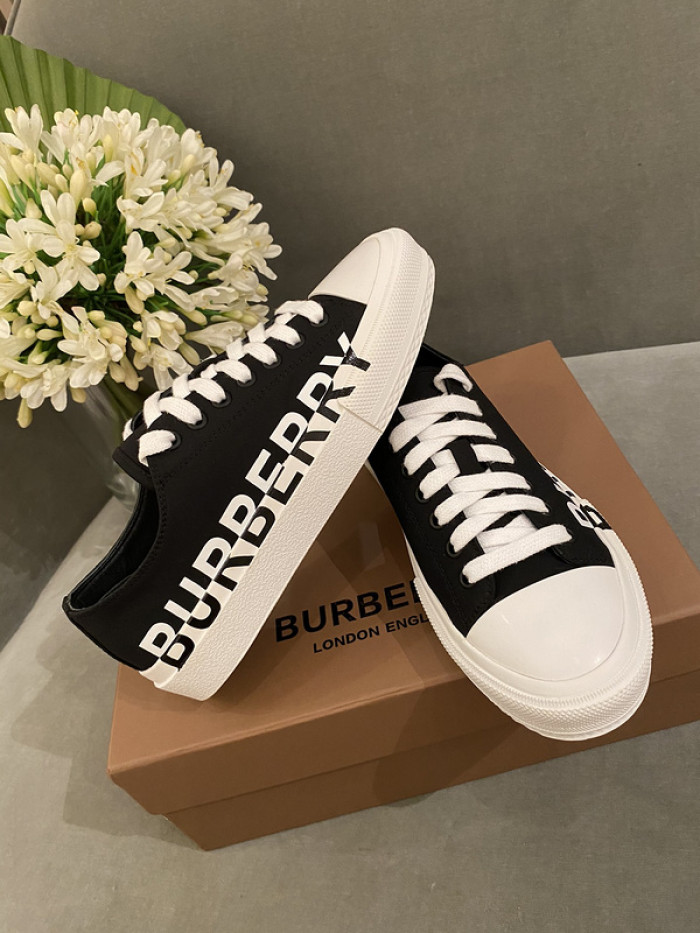 BUBERY SNEAKER