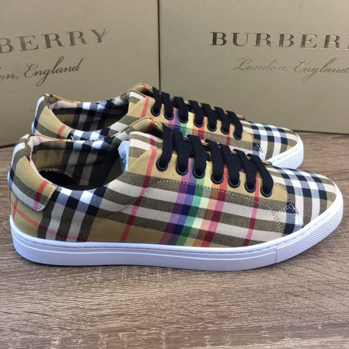 BUBERY SNEAKER