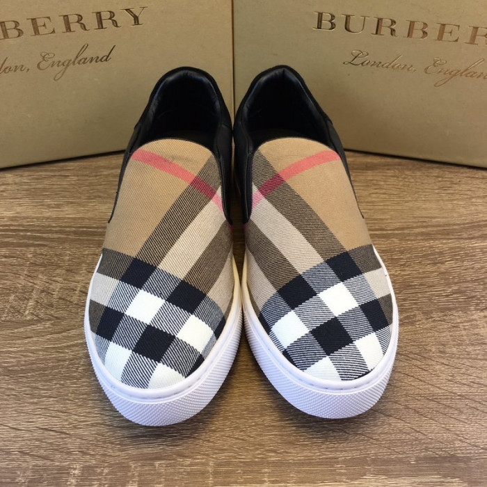 BUBERY SNEAKER