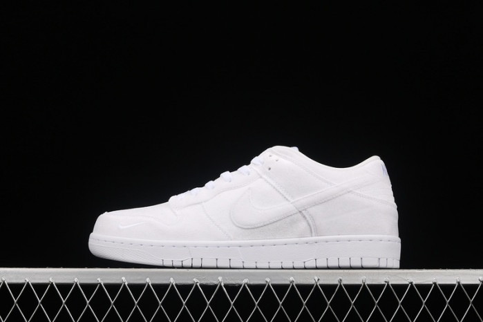 dover street market x nike dunk low “triple white” dh2686-100