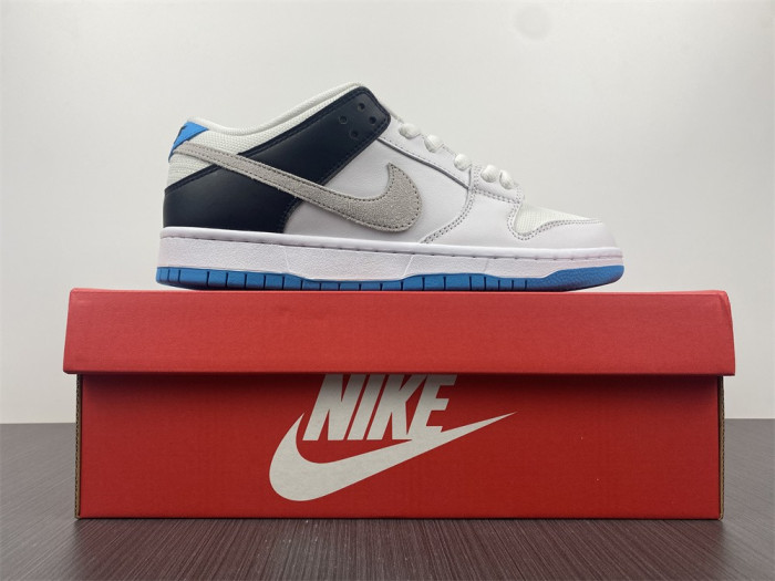 nike sb dunk low "laser blue" bq6817-101
