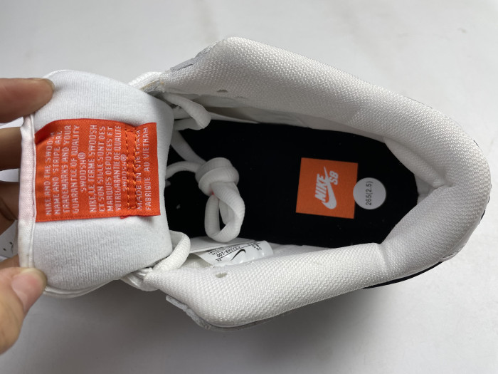 nike dunk sb low “classic green” cz2249-100