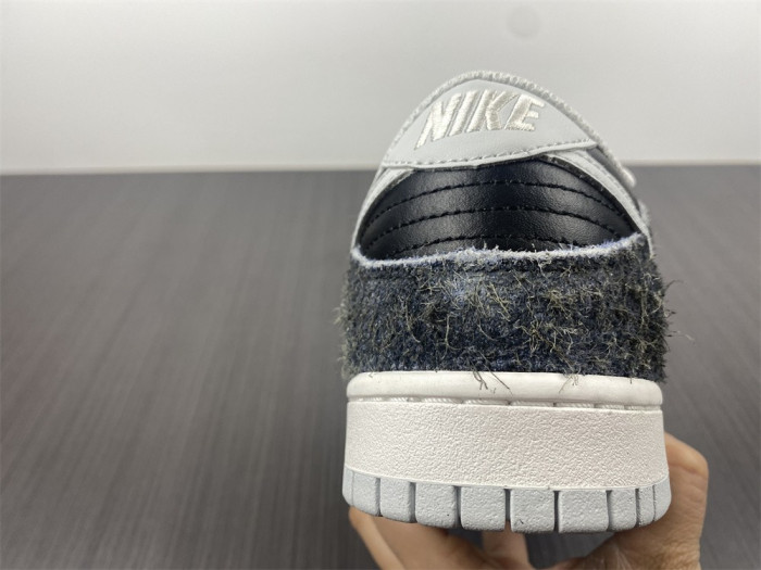 nike dunk low “zebra” dh7913-001