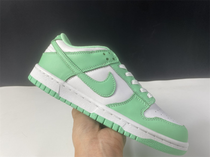 nike dunk low ＂green glow＂dd1503-105