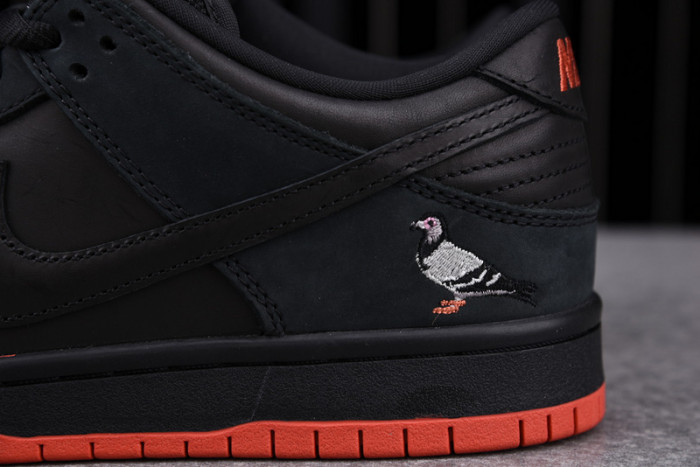 nike sb dunk low black pigeon - 883232-008