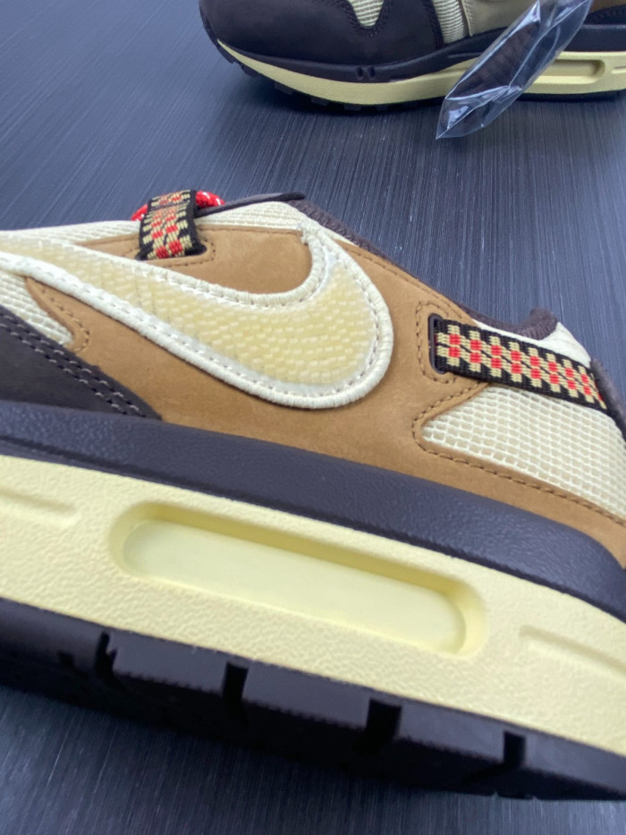 travis scott x nike air max 1 do9392-200
