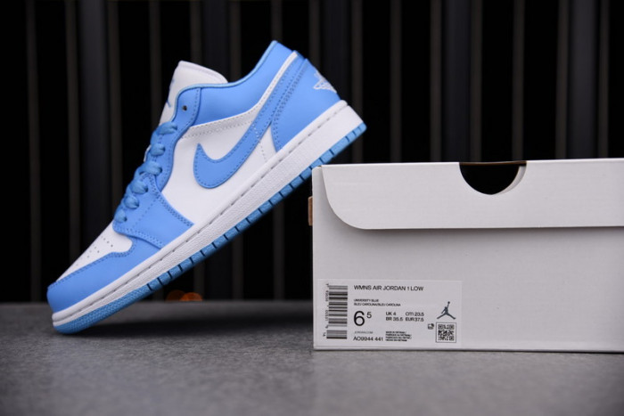 air jordan 1 unc ao9944-441