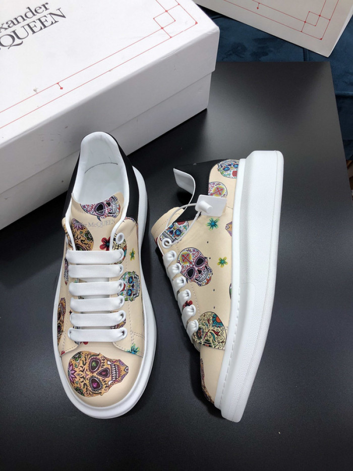 alex mcqu sneakers