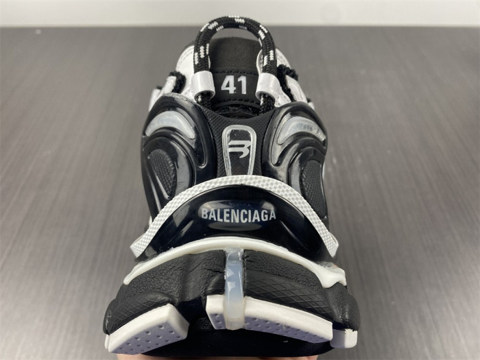 Ba*len*cia*ga runner sneakers white black white 677403w3rb29010