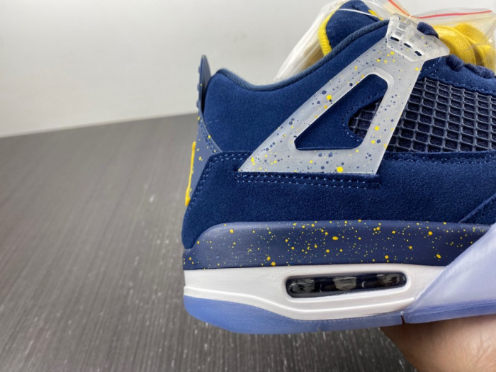 jordan 4 retro michigan aj4 1036660