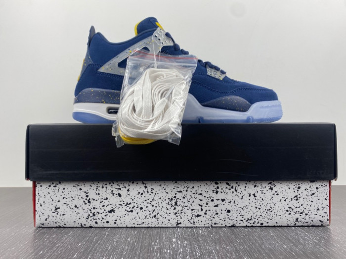 jordan 4 retro michigan aj4 1036660