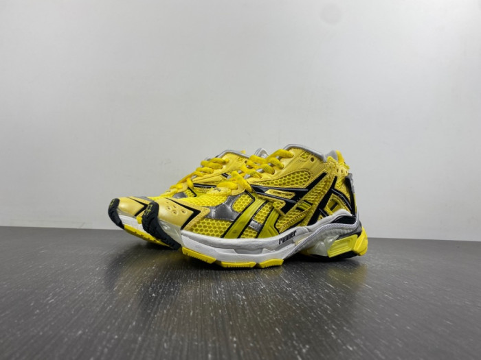 Ba*len*cia*ga runner yellow black 677402w2rd30510