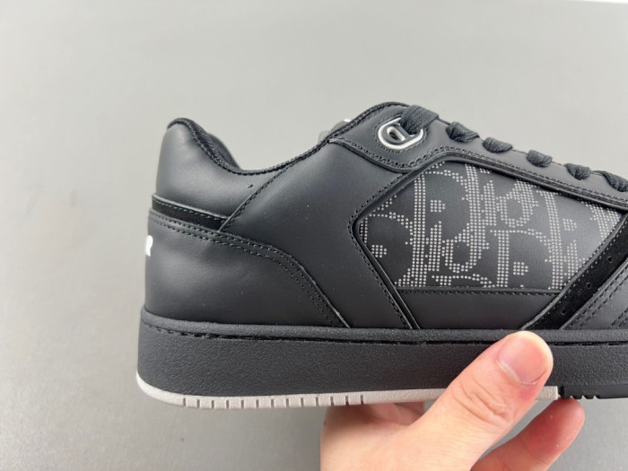 LOW DIOR OBLIQUE GALAXY B27