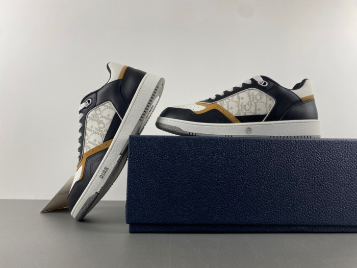 LOW DIOR OBLIQUE GALAXY B27