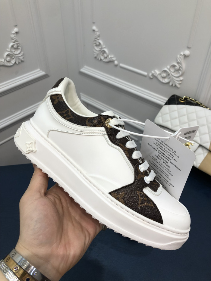 2023 l**is V*t*n lv 2324