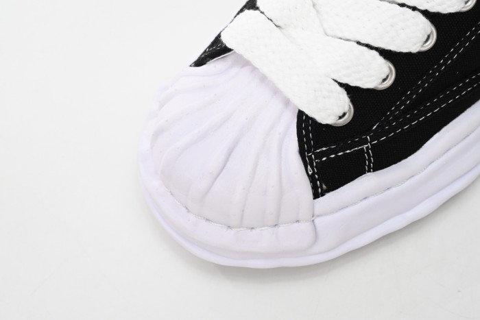 MIHARA YASUHIRO BLACK AND WHITE MY2