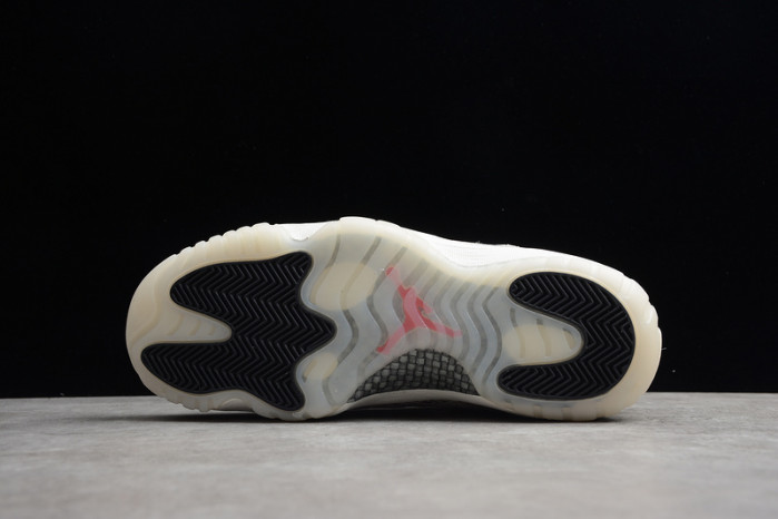 jordan 11 retro low snake light bone - cd6846-002