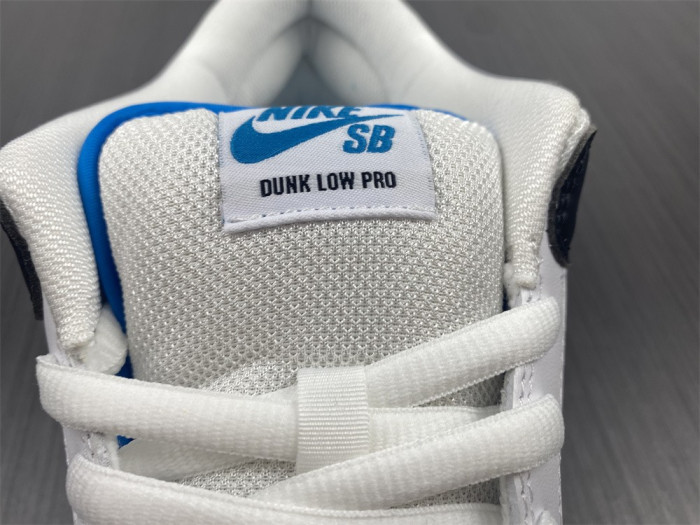 nike sb dunk low "laser blue" bq6817-101