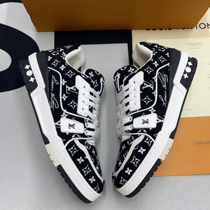 l**is V*t*n skate trainer eu207