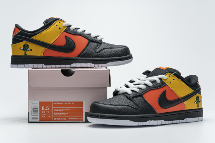 nike dunk sb low raygun 304292-803