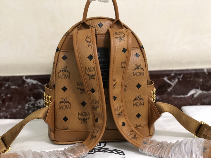 mcm02 bags rivits backpack 0168241