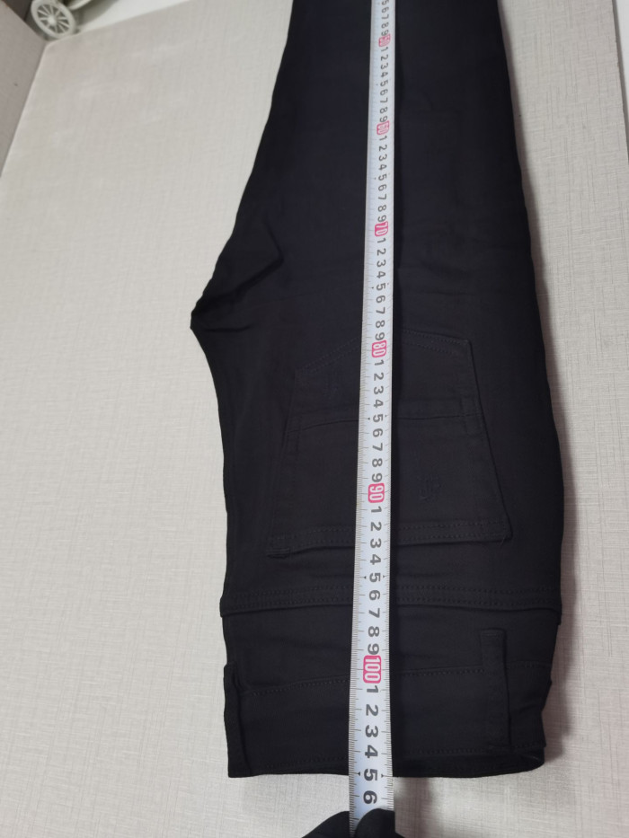 AMIRI PANTS AR001